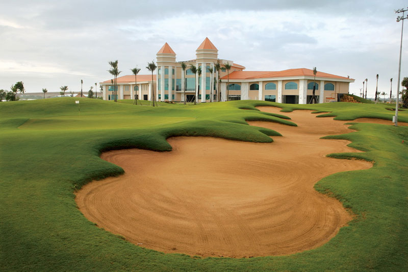 Vietnam Golf Tour in Saigon and Danang 9 Day 